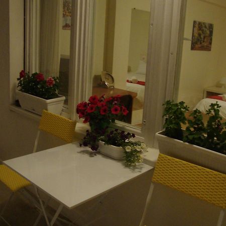 Guest Rooms Colours 卡赞勒克 外观 照片