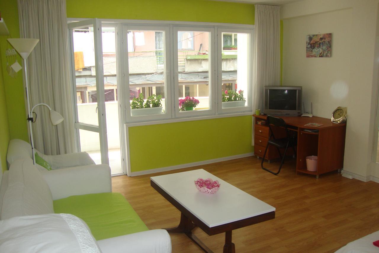 Guest Rooms Colours 卡赞勒克 外观 照片